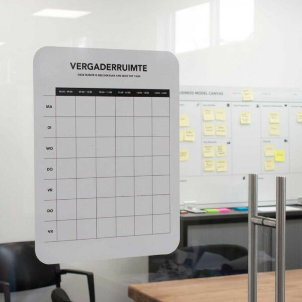 functionele whiteboardoppervlakken met zelfklevend vinyl